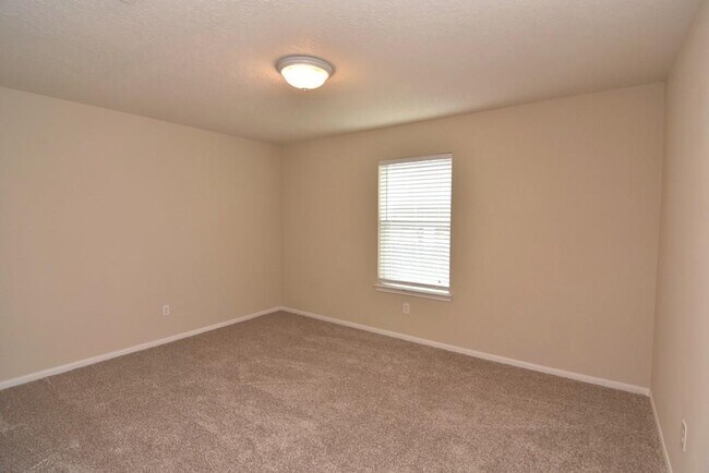 Building Photo - 12745 Lake Conroe Hills Dr