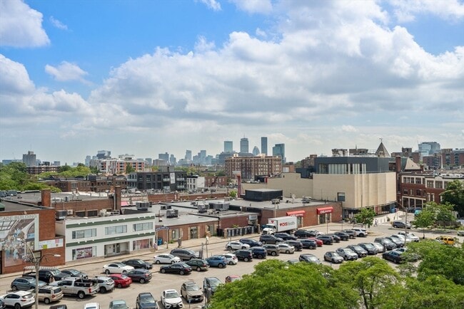 Building Photo - 40 Centre St