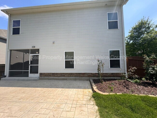 Building Photo - 101 Benning Hills Pl