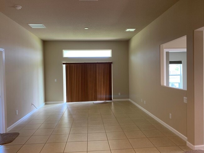 Building Photo - 3585 Tabitha Ct