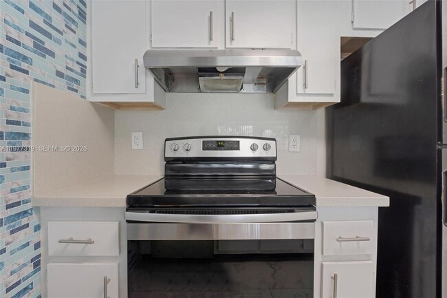 Building Photo - 9827 NW 37th St