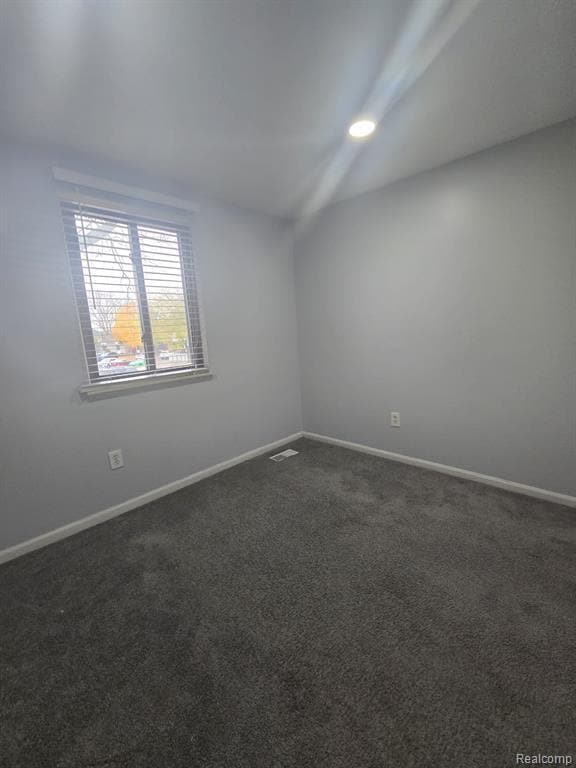 Building Photo - 8410 Hickory Dr