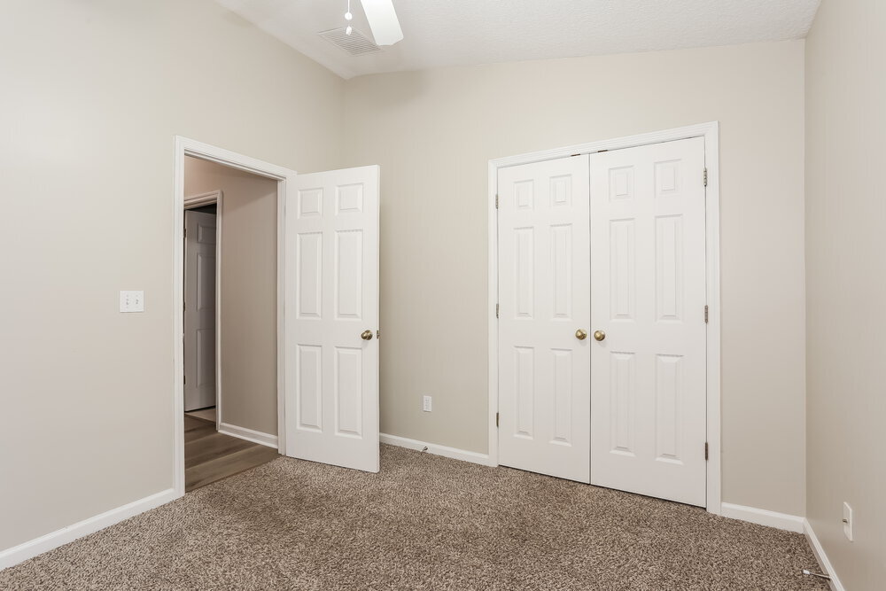 Building Photo - 1048 Beckingham Dr