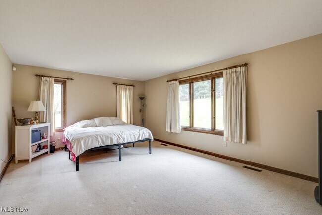 Building Photo - 4700 Barnsleigh Dr