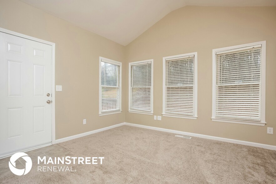 Building Photo - 991 Laurel Springs Ln SW