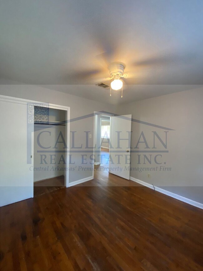 Building Photo - NLR 2 Bedroom Home