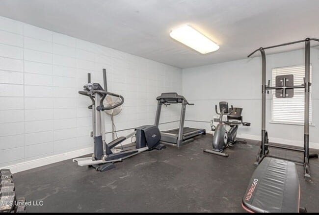Building Photo - Waterfront Fully Furnished Condo!