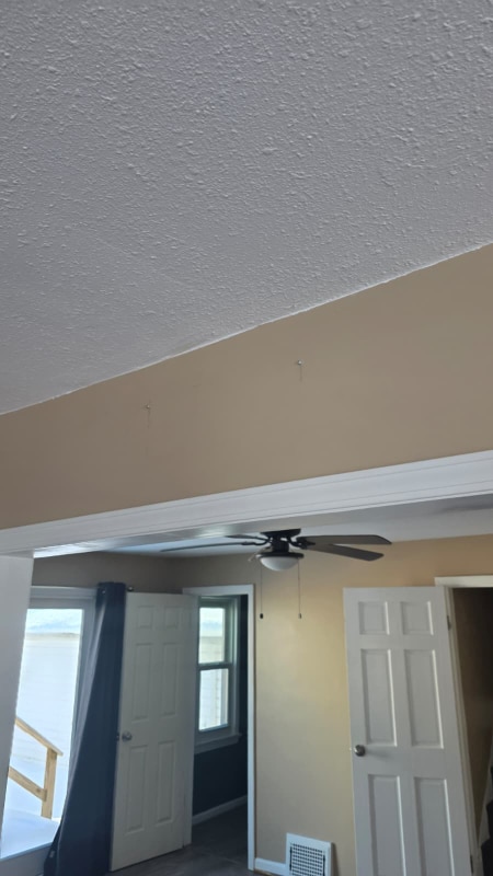 Building Photo - 270 W Glendale St