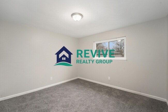 Building Photo - 27275 Barbara Ct