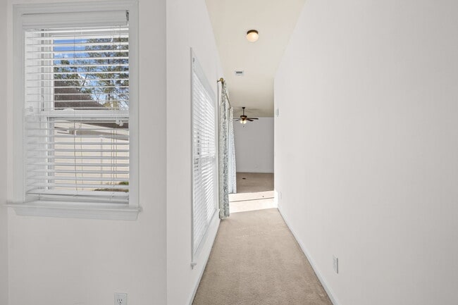 Building Photo - 4919 Magnolia Cottage Way