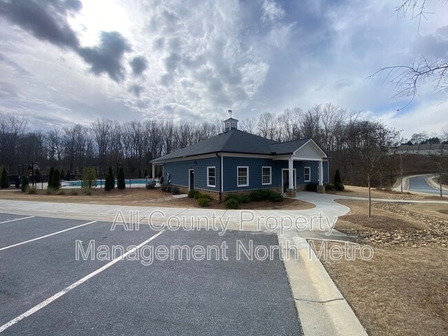 Building Photo - 168 Timberland Ave