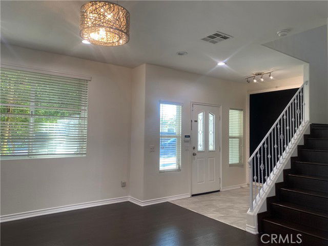 Building Photo - 19303 Cohasset St