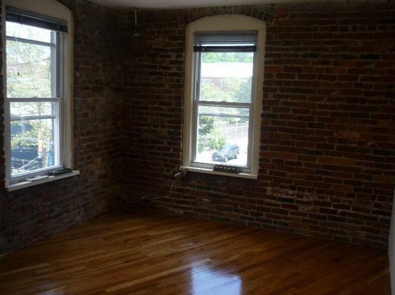 Building Photo - 111 Terrace St