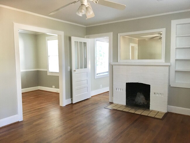 Building Photo - Forest Acres