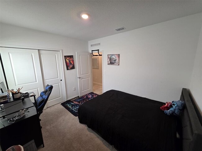 Building Photo - 559 Wayland Dr