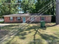 Building Photo - 4740 Banyan Dr