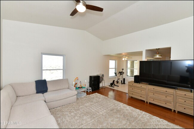 Building Photo - 1857 Ralph Janes Pl