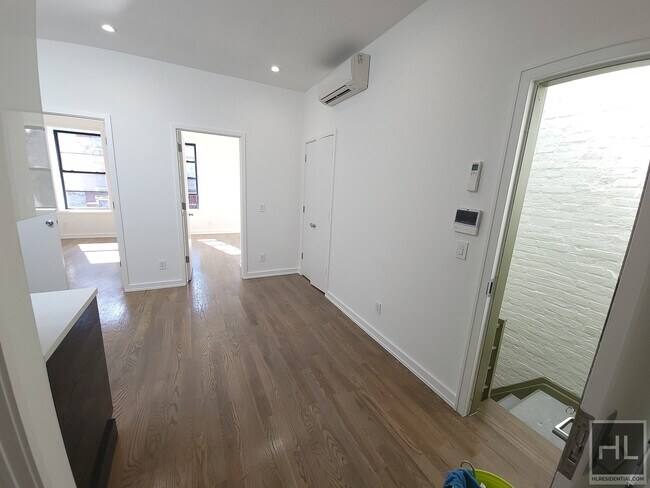 Building Photo - MALCOLM X BOULEVARD