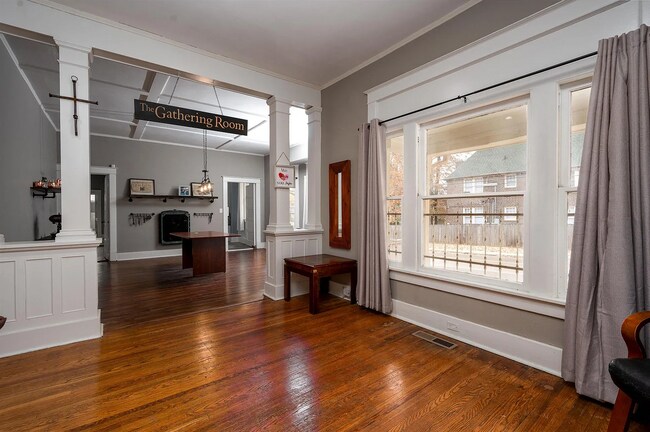 Building Photo - 1347 Harbert Ave