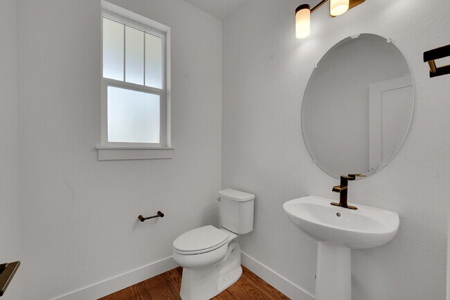 Building Photo - $3,195 - 3 Bed, 2.5 Bath Home in Thornton ...