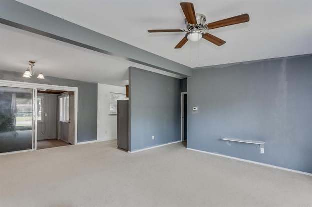 Building Photo - 9 Gentian Dr