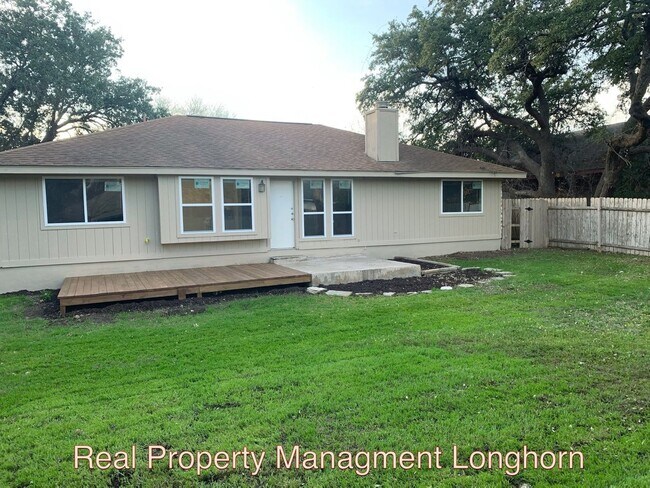 Building Photo - Beautifully Renovated 4/2 One story Georgetown Property.