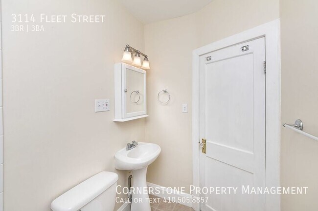 Building Photo - 3 bed, 3 bath I $2500| 3114 Fleet St. Balt...