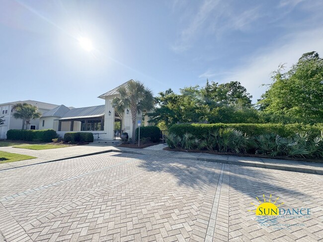 Building Photo - Magnificent 3 Bedroom Home in Santa Rosa B...
