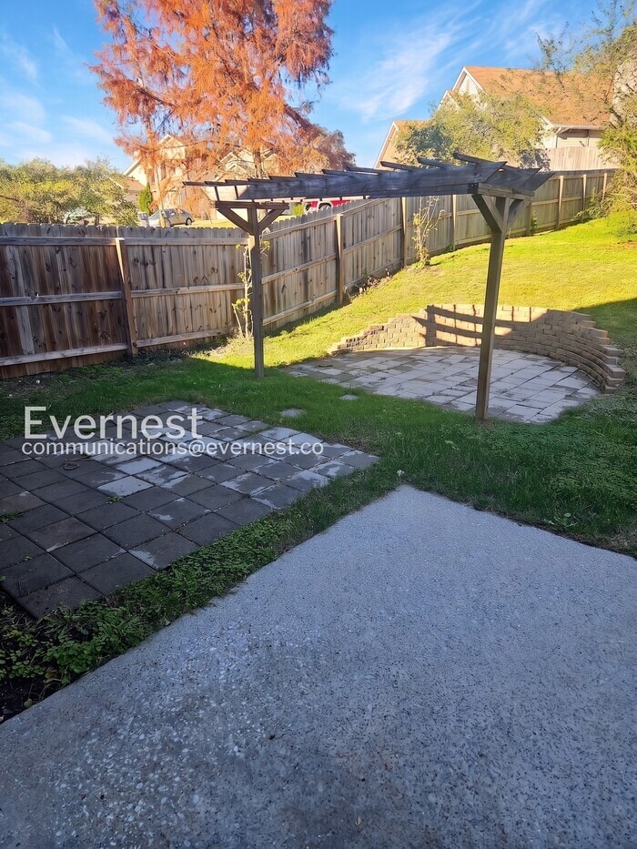 Building Photo - 1407 Apache Ln