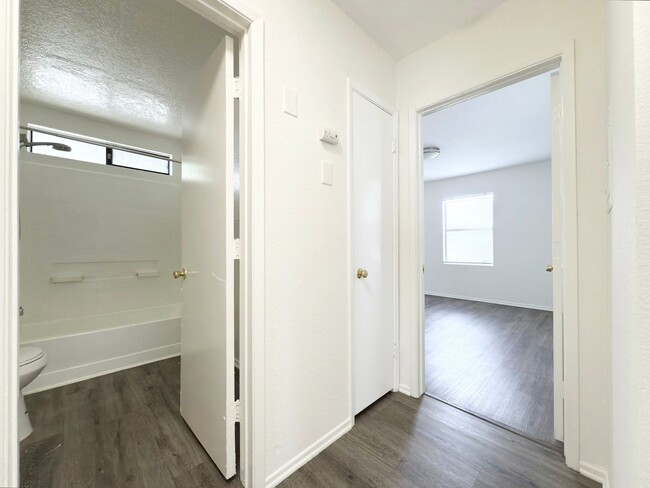 Building Photo - Spacious Lower Level w/ Yard and Garage!
