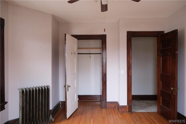 Building Photo - 88 W Utica St