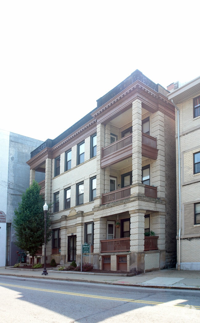 Ellsworth 5806 Ellsworth Ave Pittsburgh PA 15232 Apartment Finder