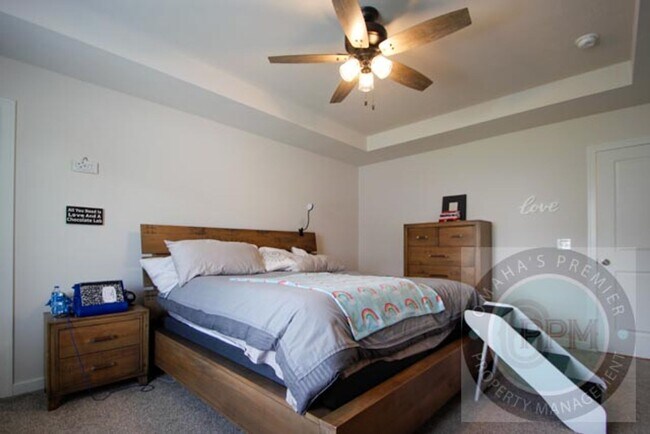 Building Photo - Modern New Build 4Bd/4Ba Papillion (photos staged for effect)