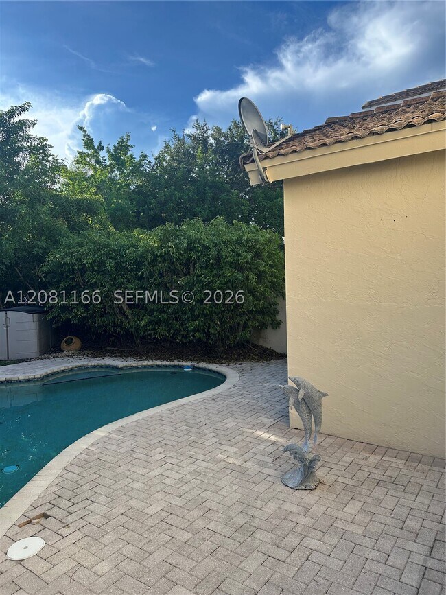 Building Photo - 11090 Baybreeze Way