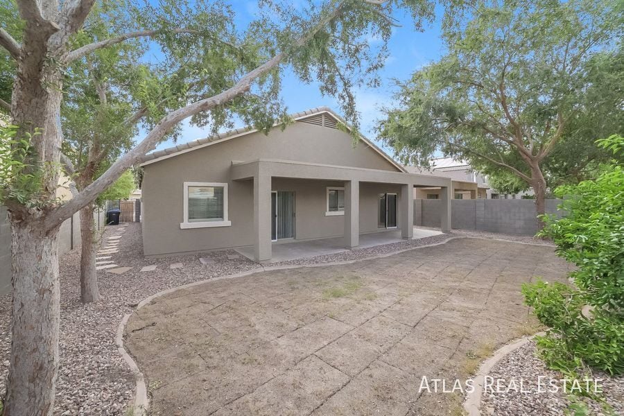 Building Photo - 17818 W Acapulco Ln