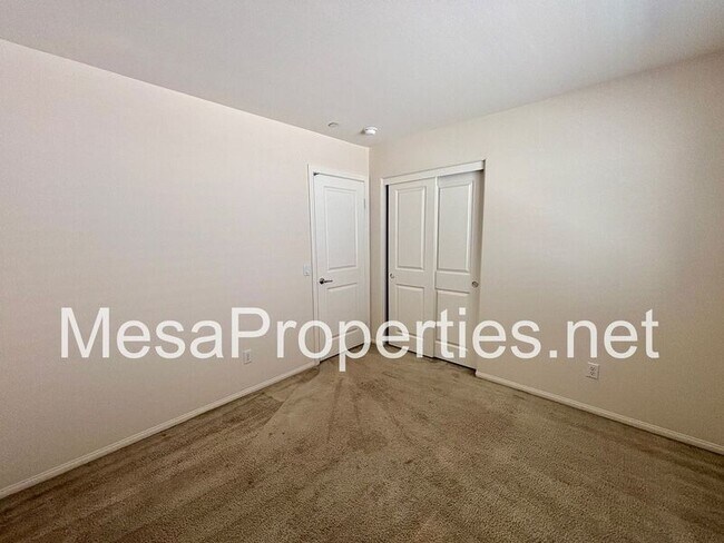 Building Photo - 6966 Madison Ln