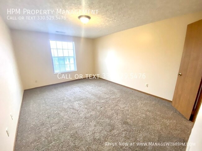 Building Photo - 1876 Ledgewood-A10