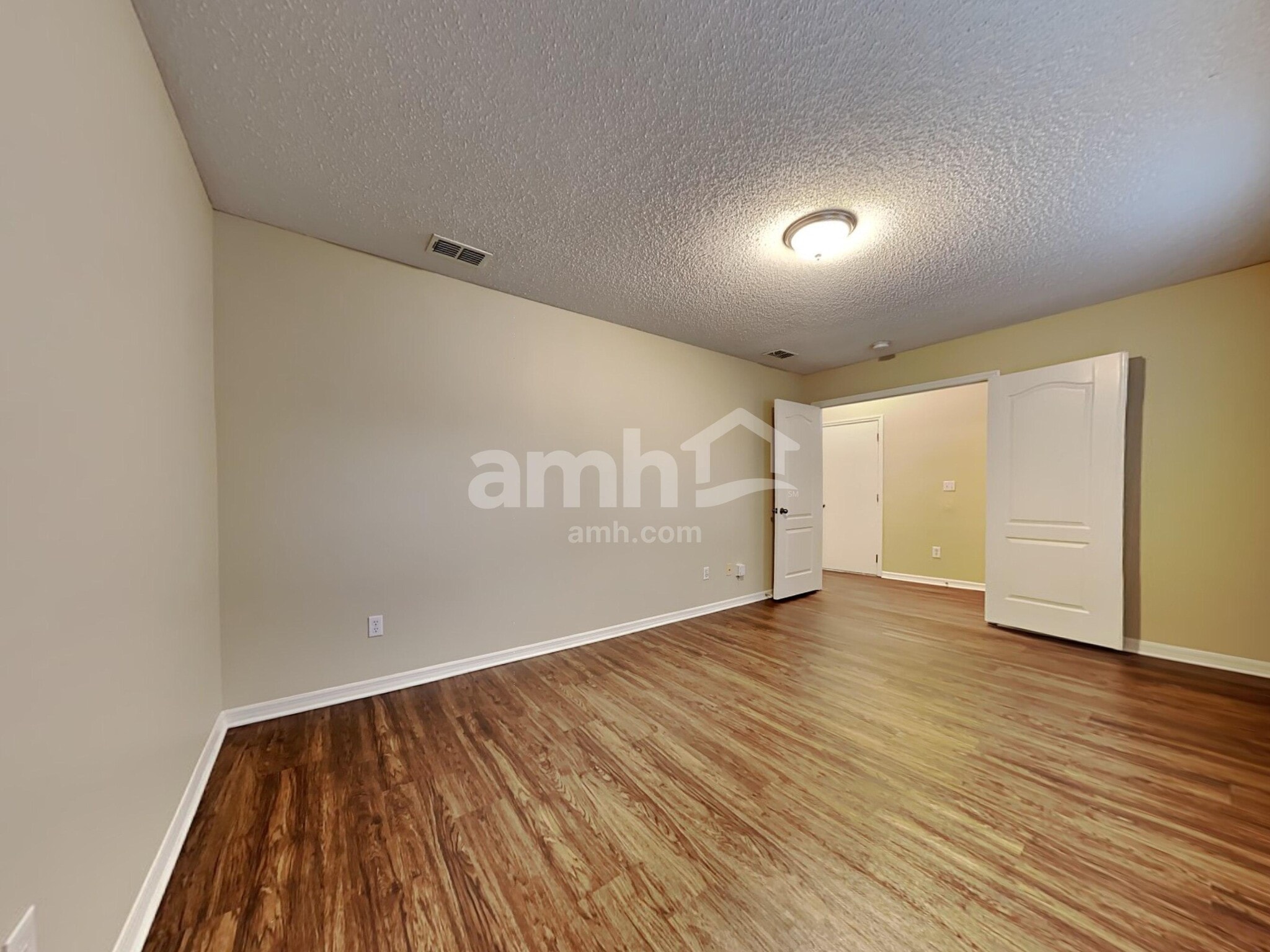 Building Photo - 3311 Highland Mill Ln