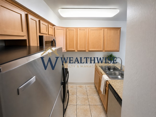 Building Photo - $750/Month Private bedroom in a 2-Bedroom, 2-Bath Condo | Private Parking Included | Minutes from...