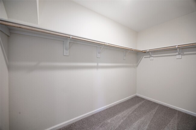 Building Photo - 31114 Gayle Prairie Oaks St
