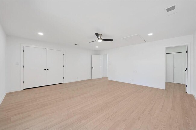 Building Photo - 1017 Cripple Creek Dr