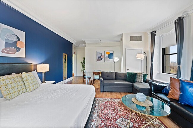 Building Photo - 60-62 Boylston Street-SI ID1240414P