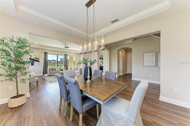 Building Photo - 4789 Vasca Dr