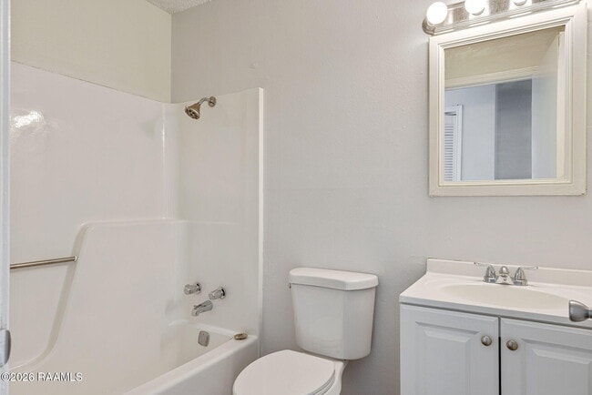 Building Photo - 1318 Lee Ave