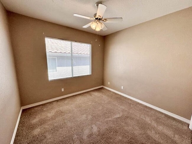 Building Photo - COMING SOON! Large Murrieta home available for LEASE!