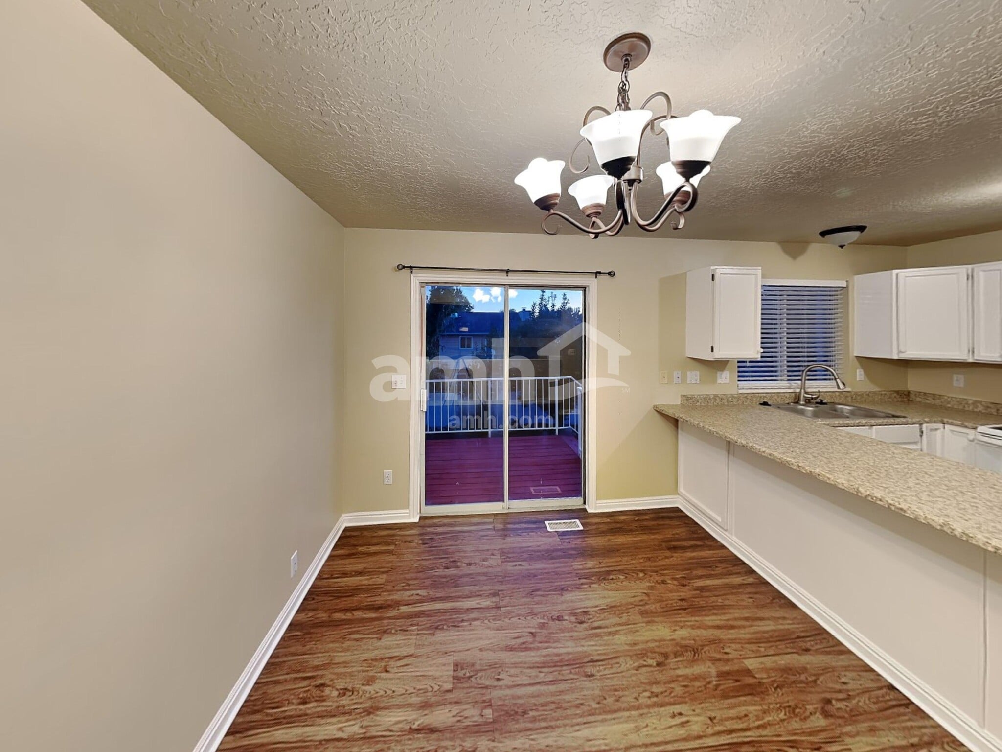 Building Photo - 536 S 925 E