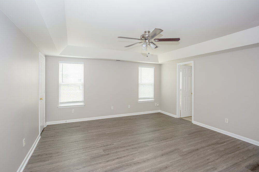 Building Photo - 1470 Kindred Cir NW