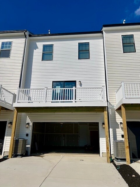 Building Photo - 7411 Calm Retreat Blvd
