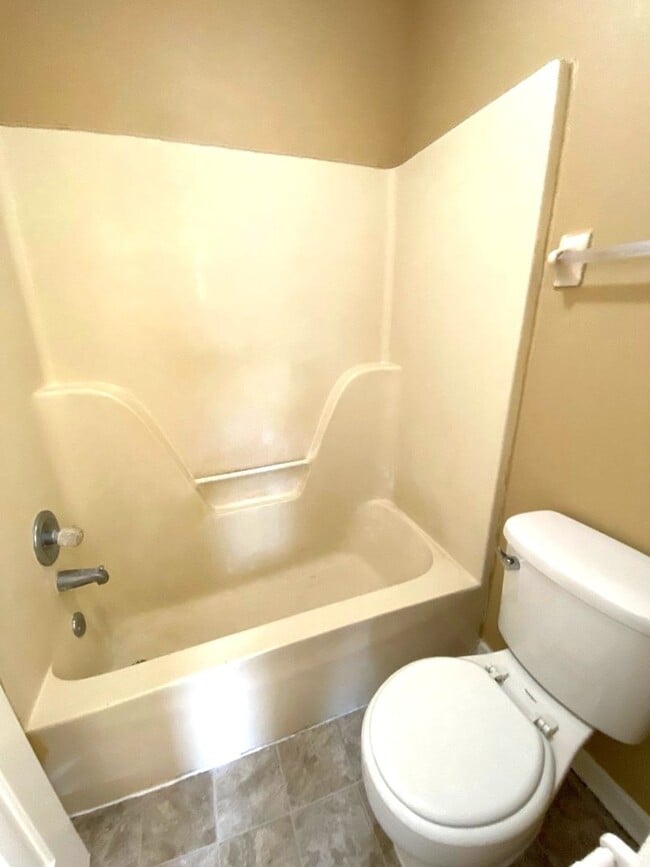 Building Photo - 4215 Elysian Dr