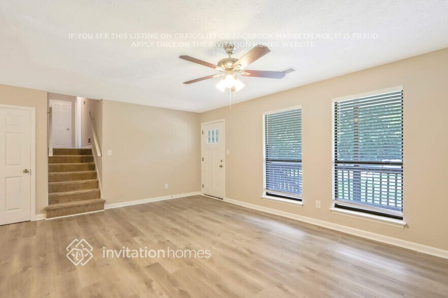 Building Photo - 5027 Vonn Pl